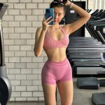 Người đẹp phòng gym Phương Trang gây sốt với loat ảnh bikini khoe dáng cực chuẩn