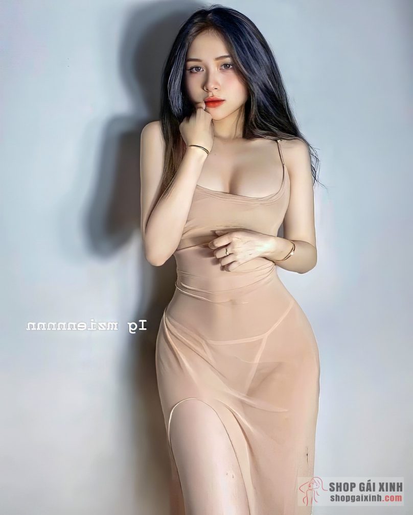 Hot girl Mỹ Duyên (Mzien) xinh như mộng, khoe body nóng nỏng