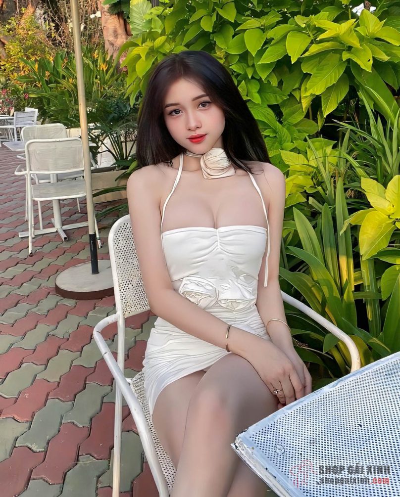 Cùng ngắm nhìn những hình ảnh sexy, khiêu gợi của hot girl Mỹ Duyên