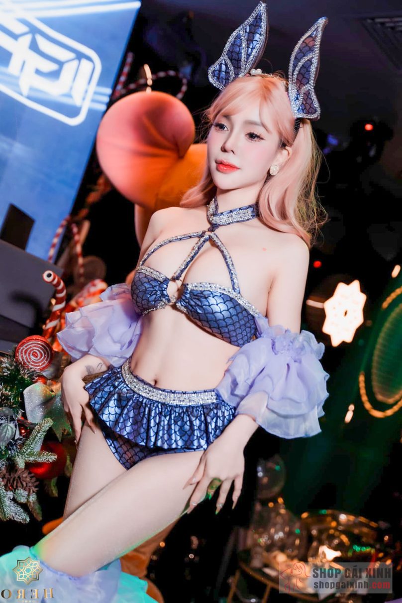 Cùng xem những hình ảnh sexy nhất của Dancer Tuyết Trinh